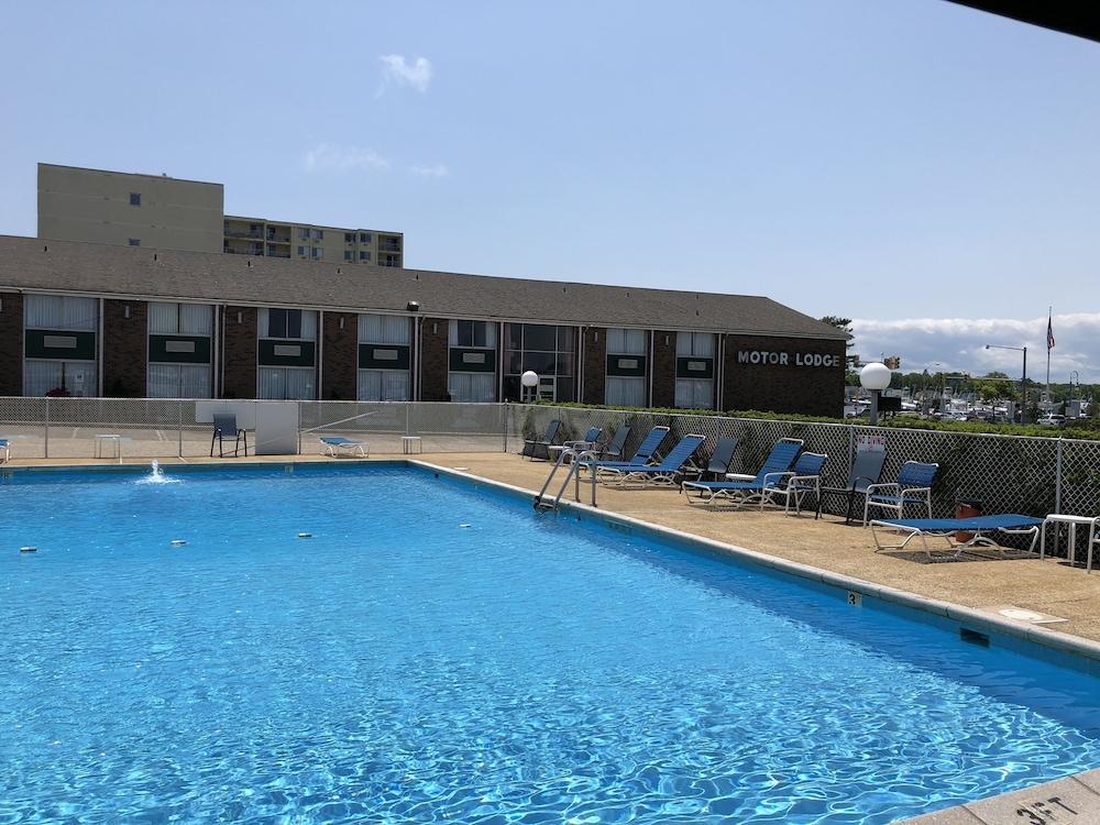 Belmar Motor Lodge photo 3
