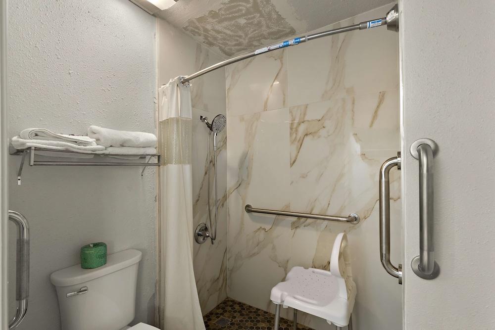 Knights Inn Belton photo 21