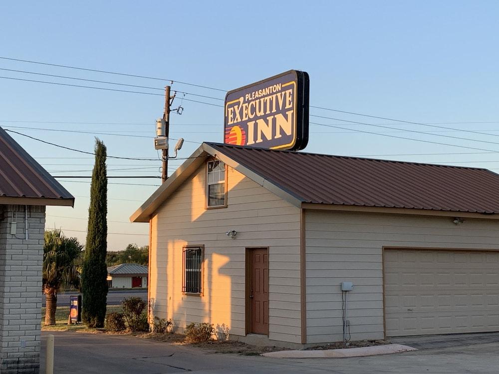 Pleasanton Executive Inn By OYO photo 25