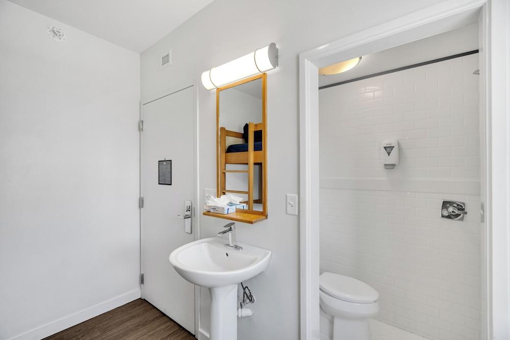 The Quisby Hotel photo 77