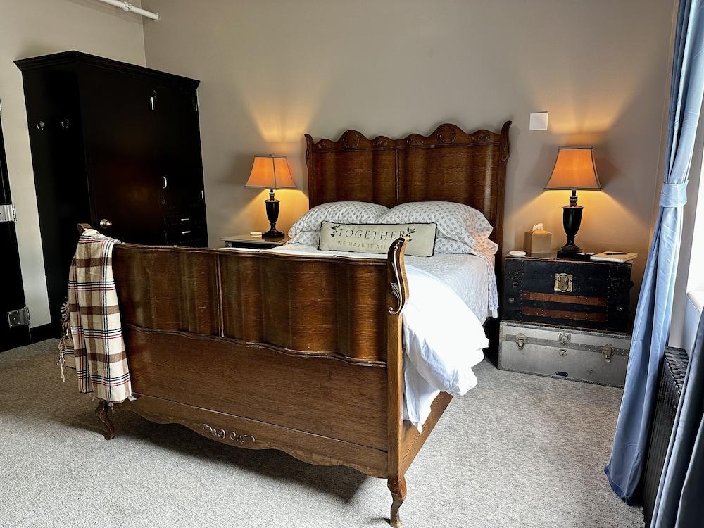Silverton Mountain Manor photo 11