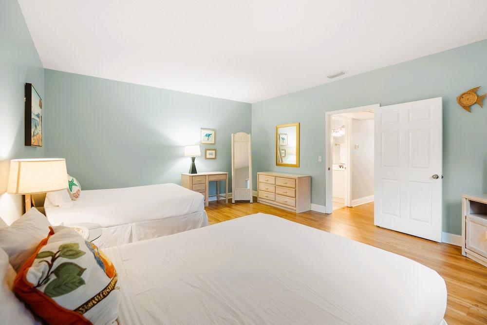 Inn at Camachee Harbor by Coolvacay photo 62