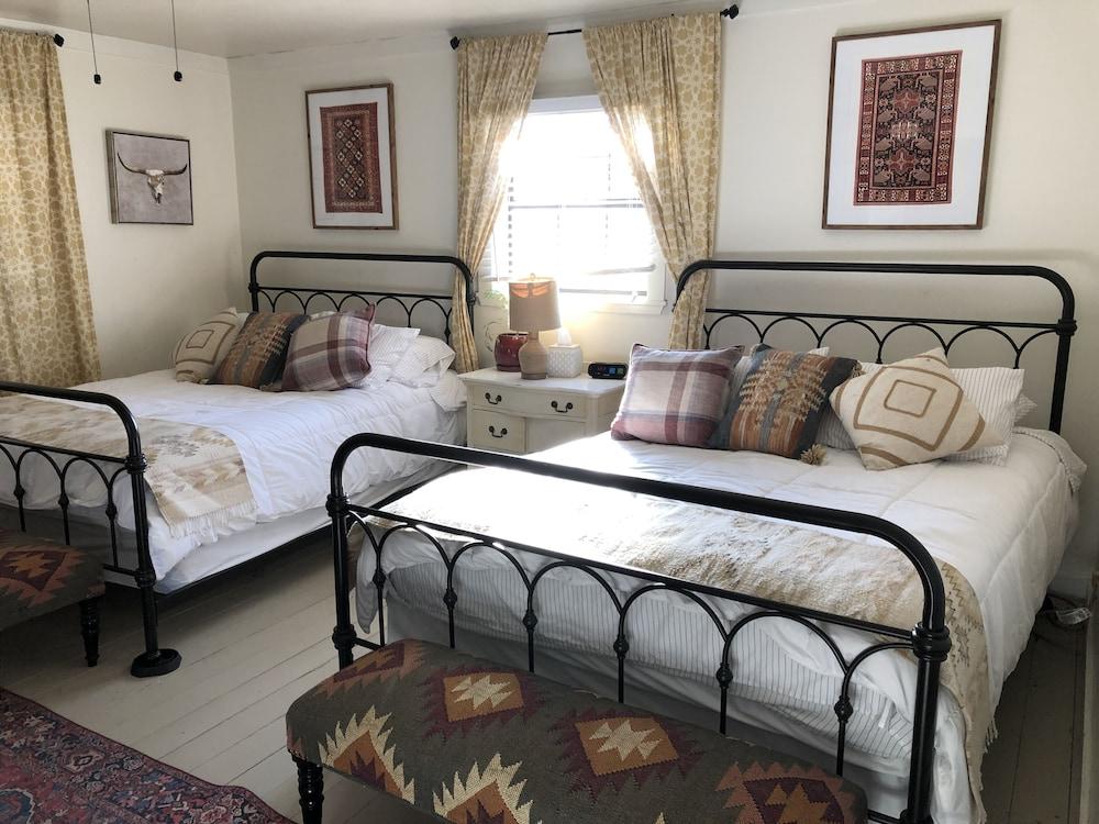 Fort Davis Drug Store Hotel photo 33
