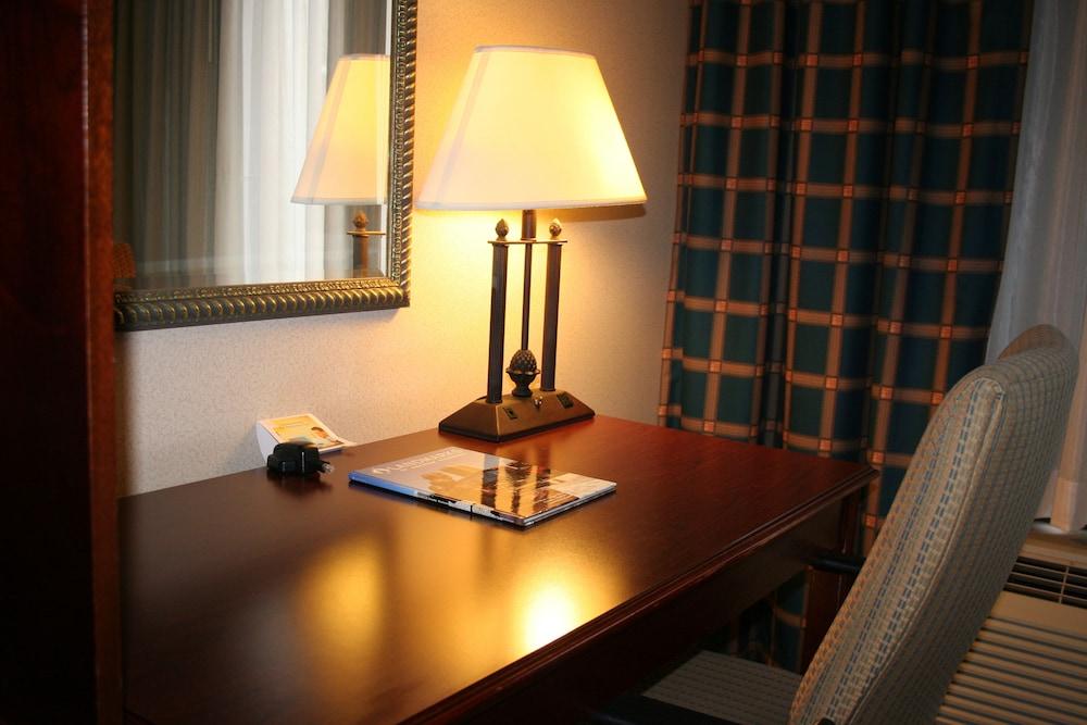 Hotel I-64 Richmond photo 8