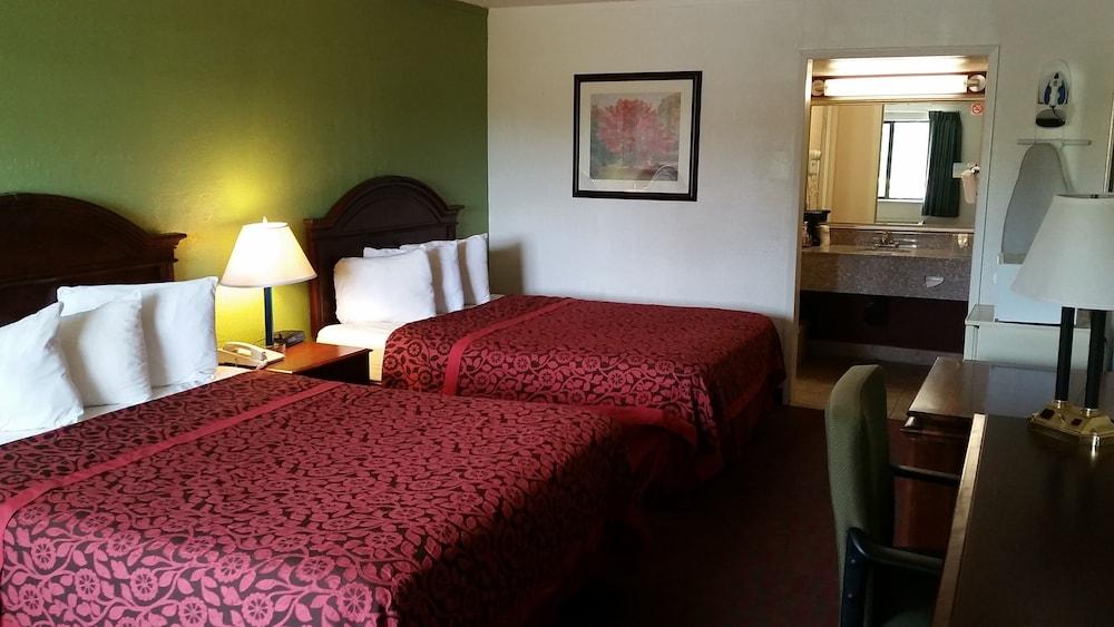 Days Inn by Wyndham Santa Fe New Mexico photo 5