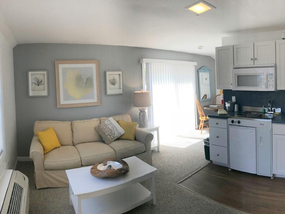 Craigville Beach Inn photo 3