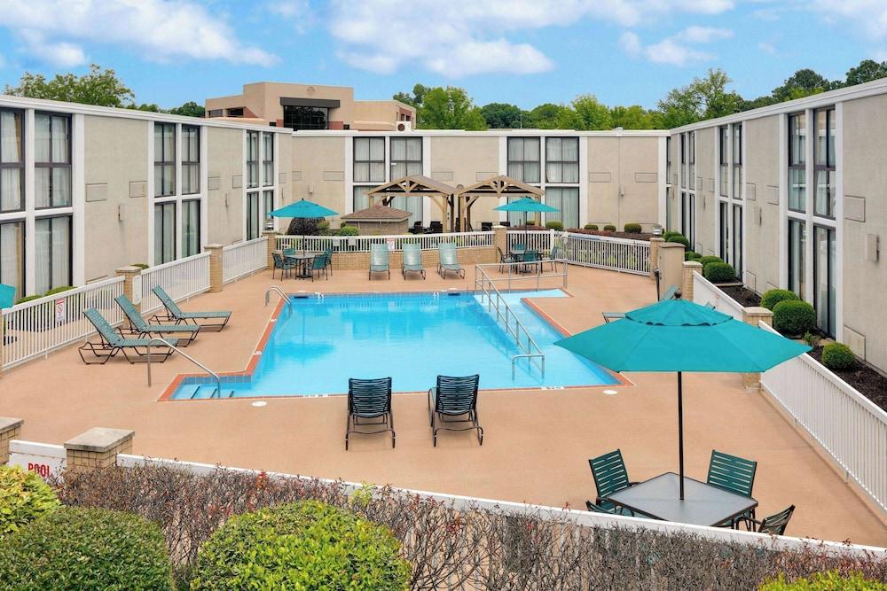 Wyndham Riverfront Little Rock photo 25