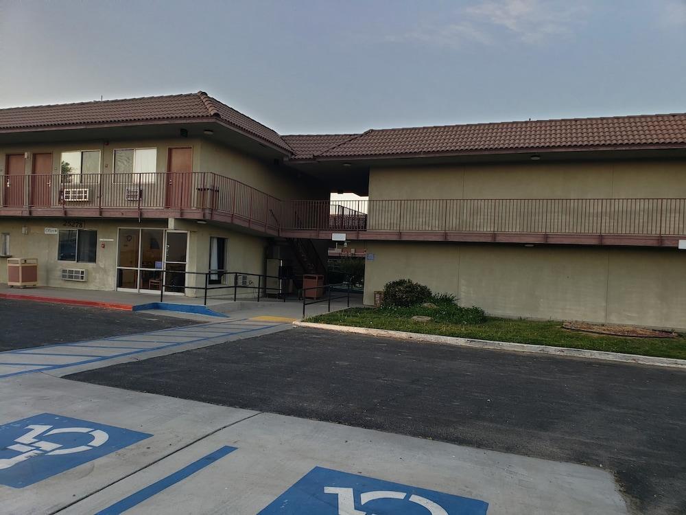 Baymont by Wyndham Coalinga photo 18