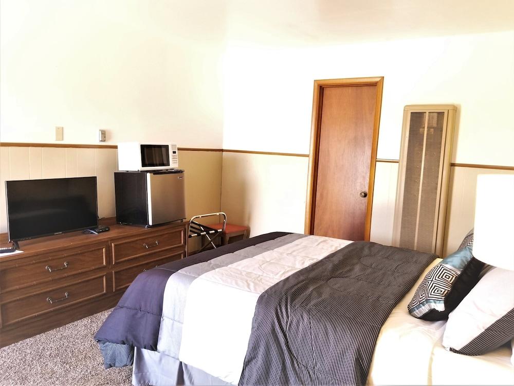 Duffer Motel photo 43