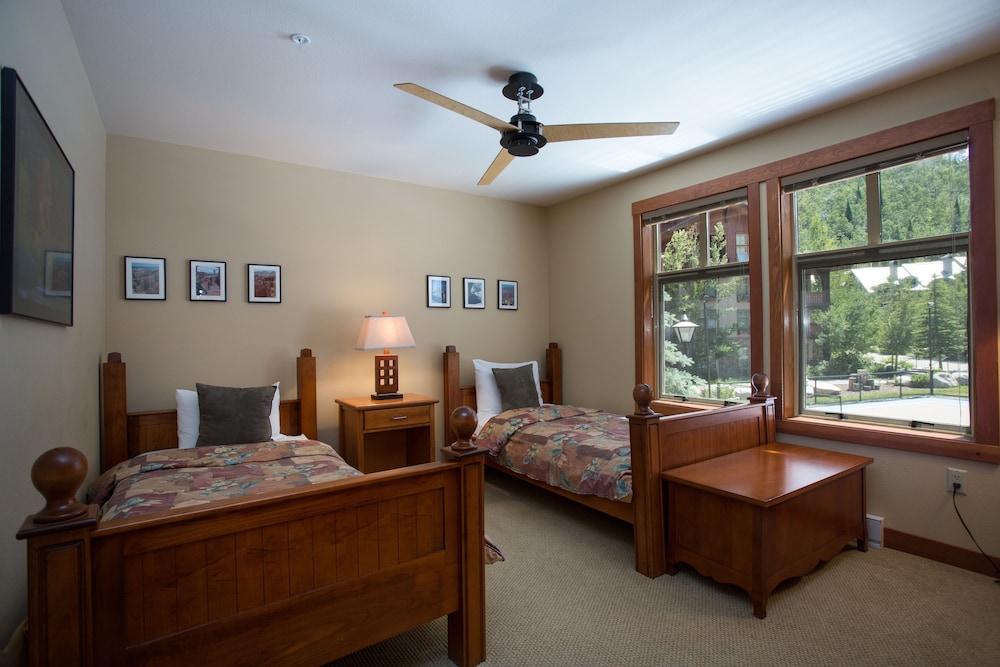 Solitude Condominiums photo 9