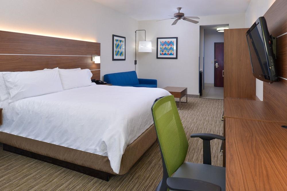Holiday Inn Express & Suites Abilene by IHG photo 19