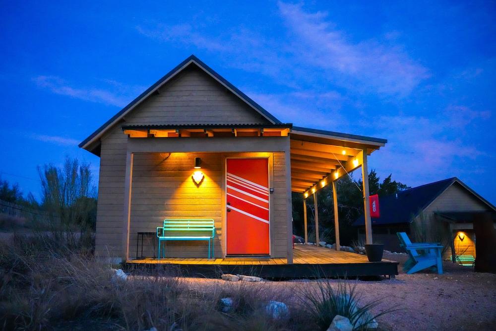 Lucky Arrow Retreat - Dripping Springs — hotel in Dripping Springs