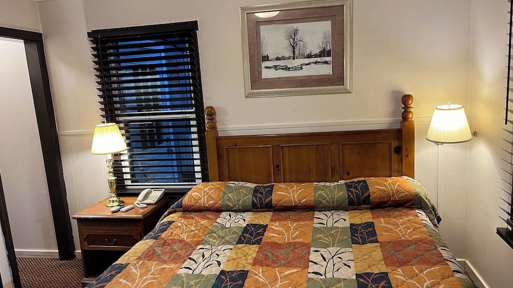 Jumping Frog Motel photo 8