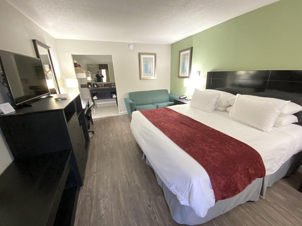 Lx Hotel, Powered by ACW Circle photo 52