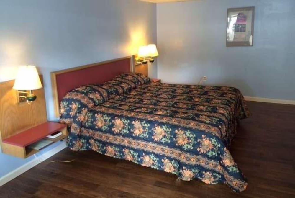 Knights Inn Center Valley photo 3