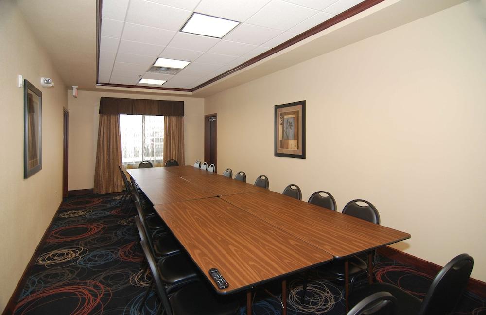 Best Western Lamesa Inn & Suites photo 20
