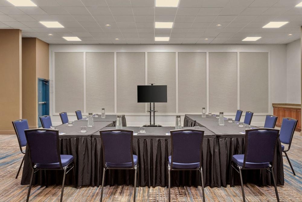 Delta Hotels by Marriott Bristol photo 17