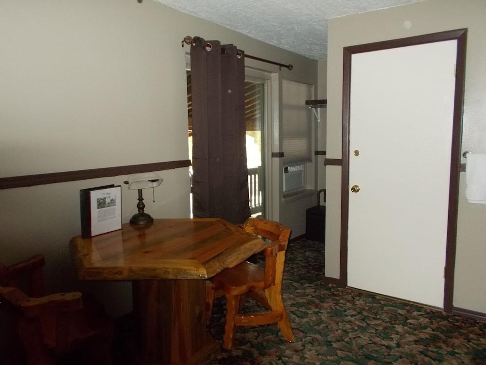 Dawson House Lodge photo 28