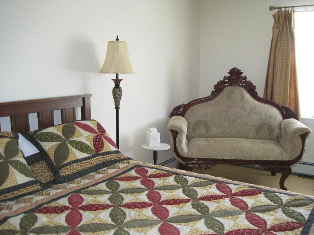 Spring Motor Inn photo 7