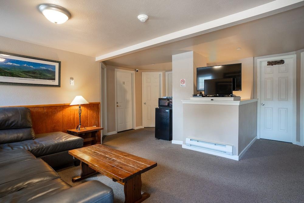 North Cascades Inn photo 98