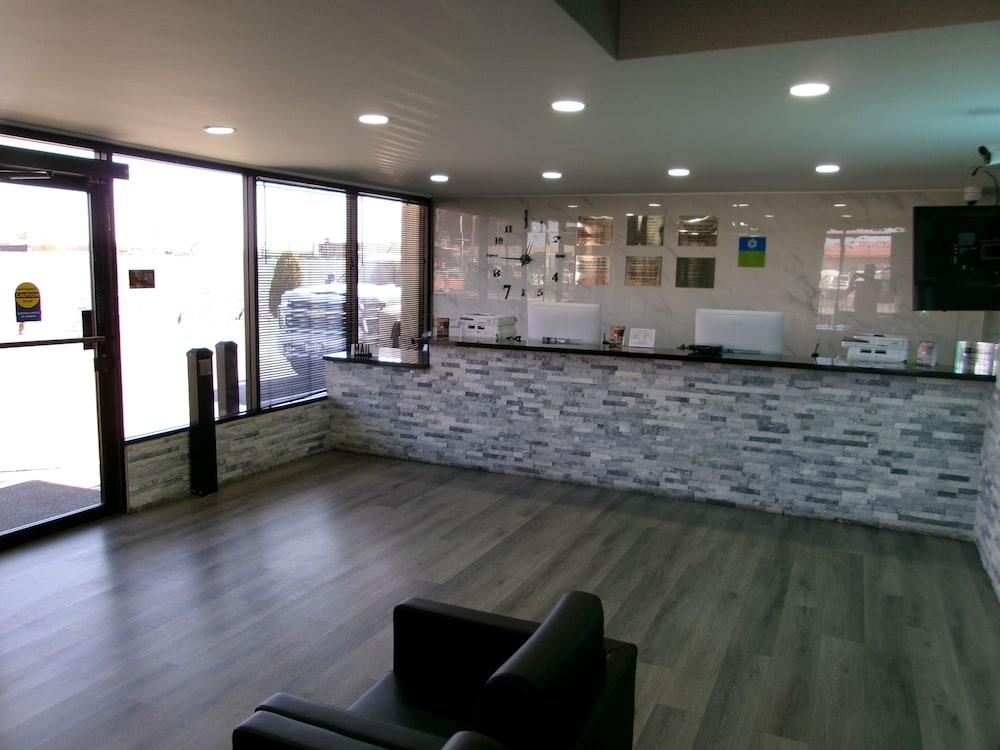 SureStay Hotel by Best Western Phoenix Airport photo 9