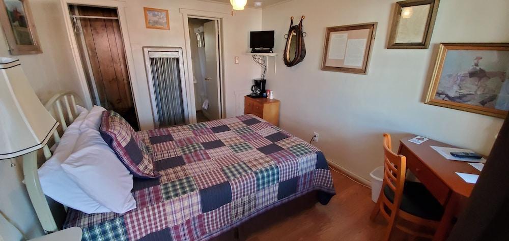 Hikers Cimarron Inn & RV Park LLC photo 12