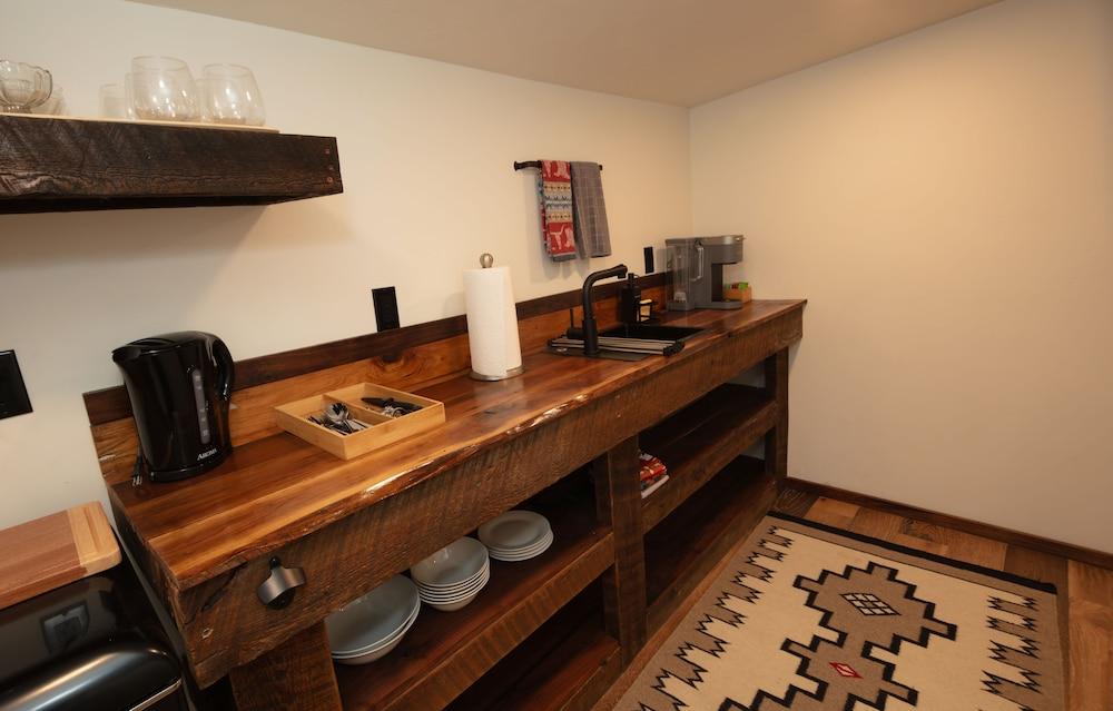 The Frenchman Suites photo 4