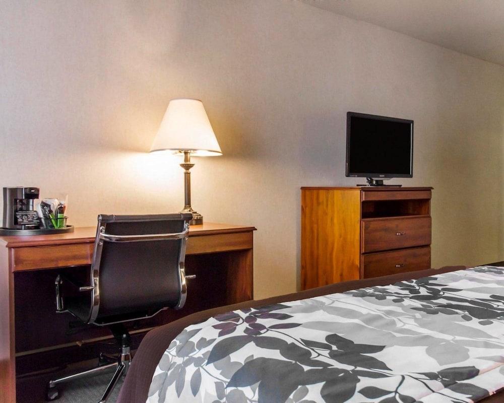 Sleep Inn & Suites Evansville - Casper photo 19