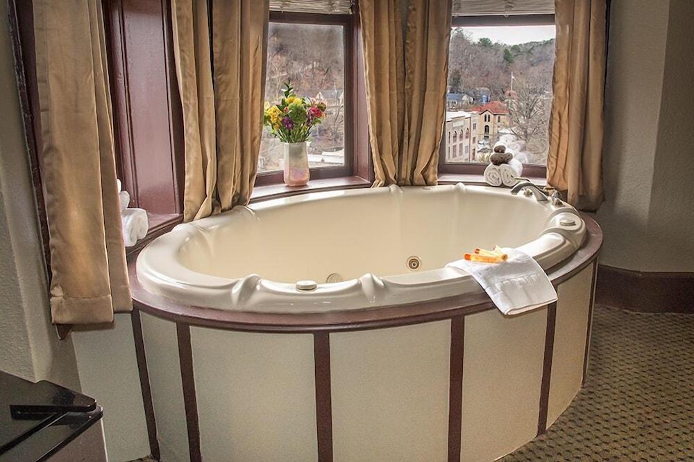Basin Park Hotel and Spa photo 50