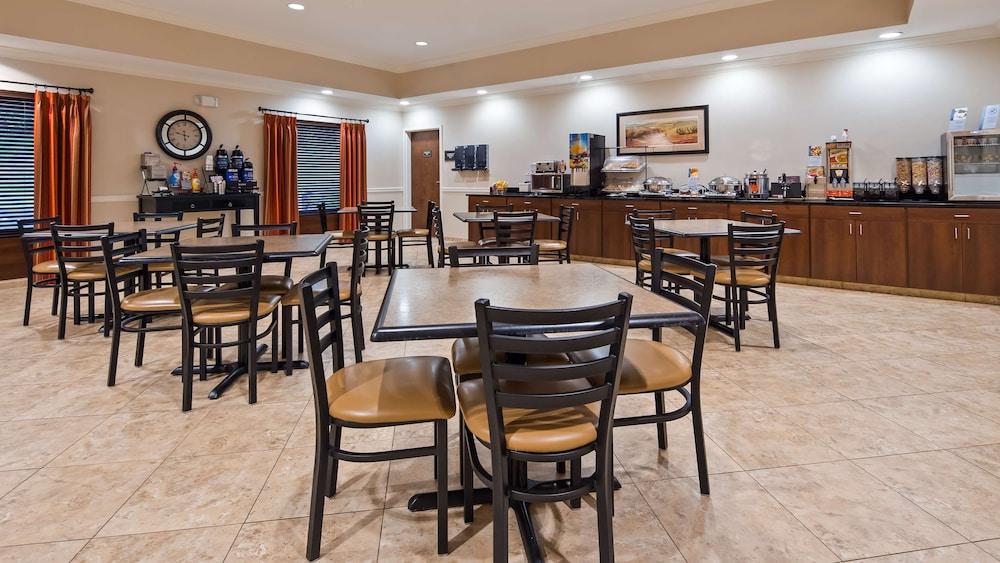 Best Western Plus Louisa photo 30