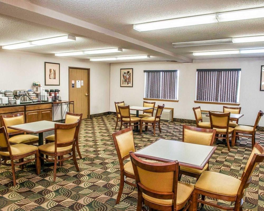 Quality Inn & Suites Lebanon I-65 photo 47