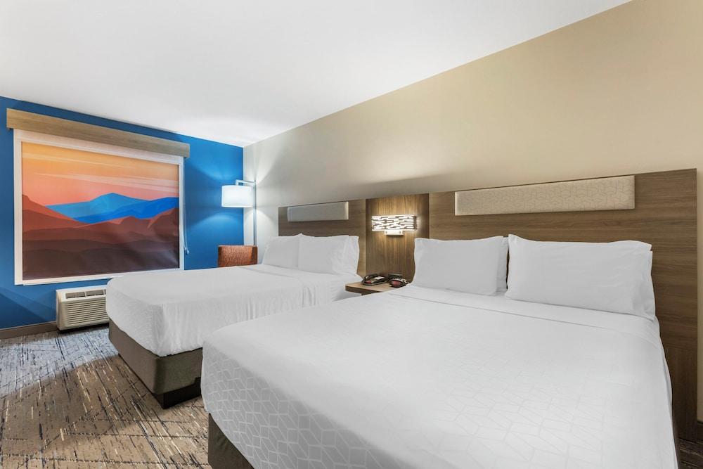 Holiday Inn Express Hotel & Suites Belgrade by IHG photo 16