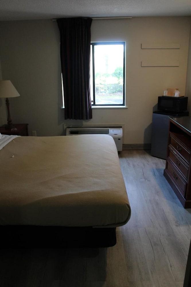 Raceway Inn photo 6