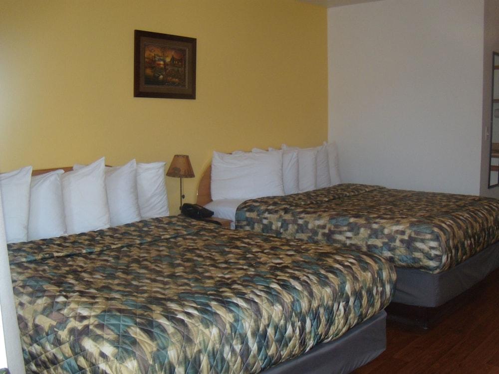 Corral Creek Lodge photo 33