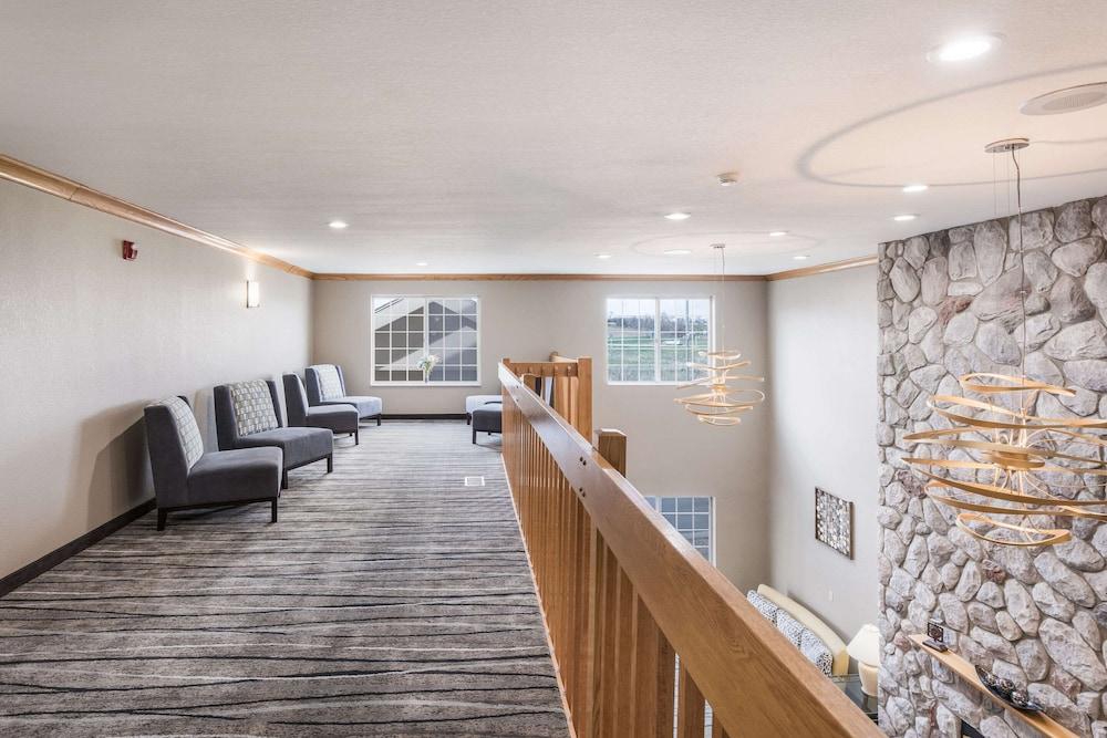 Quality Inn & Suites Lodi I-90 photo 20