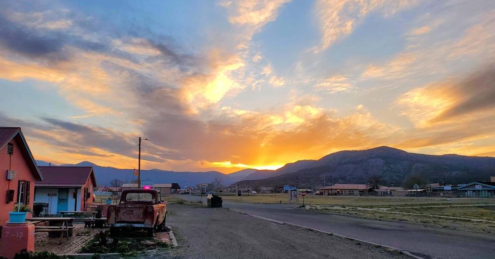 Hikers Cimarron Inn & RV Park LLC photo 56