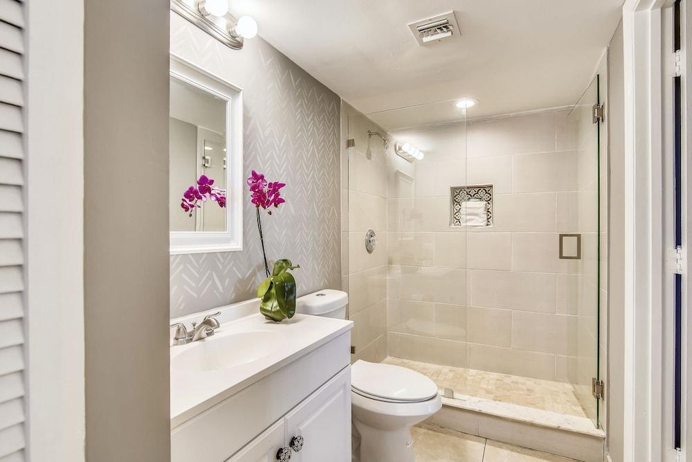 Ocean Pointe Suites at Key Largo photo 15