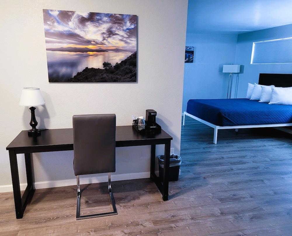 Cerulean Hotel photo 5