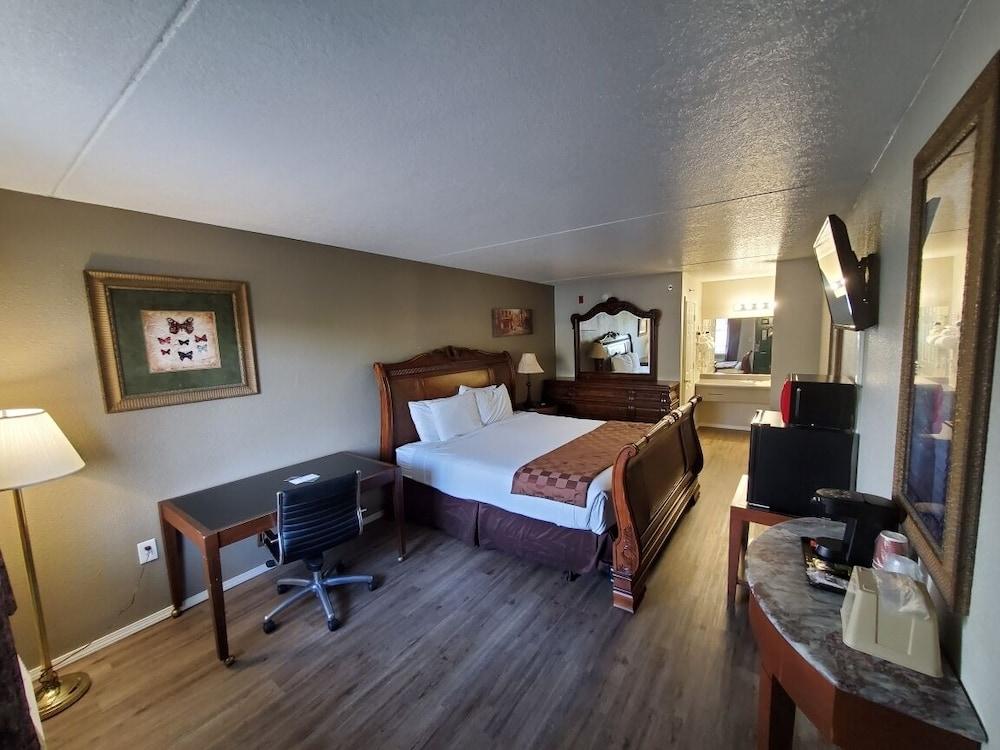 Branson King Resort and Suites photo 70