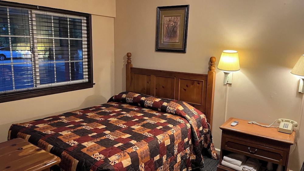 Jumping Frog Motel photo 80