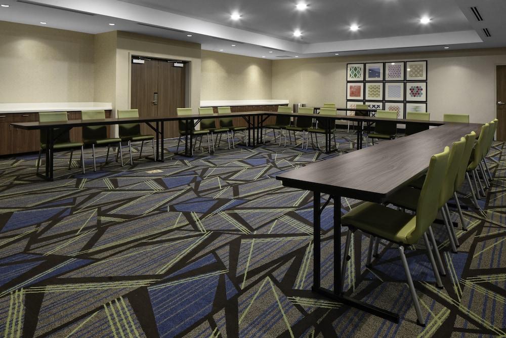 Holiday Inn Express and Suites Griffin by IHG photo 51