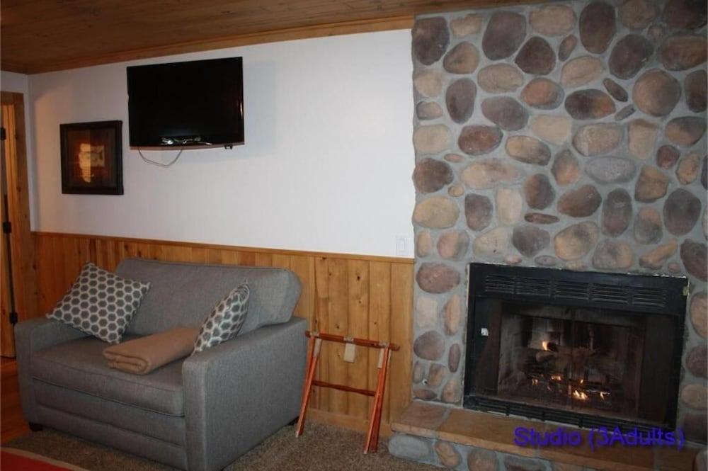 Lumbermens Village photo 29