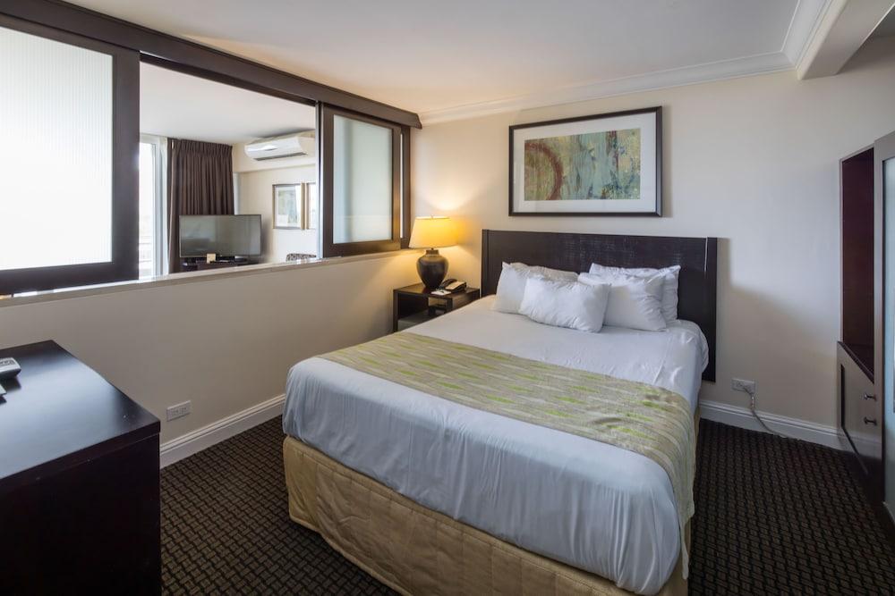 Regency on Beachwalk Waikiki by OUTRIGGER photo 66
