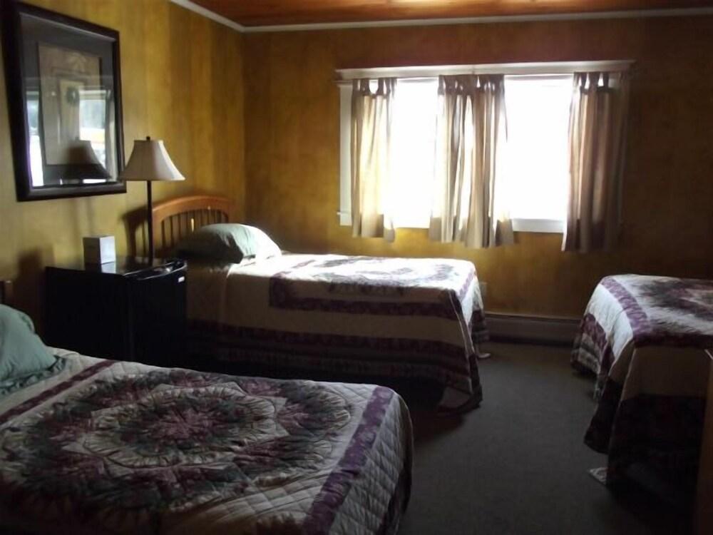 The Jay Village Inn photo 24
