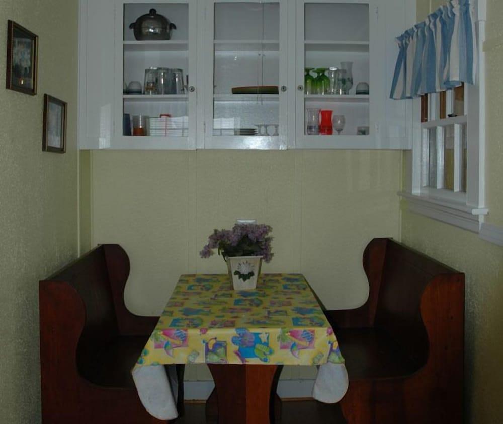 Channel Watefront Cottages photo 55
