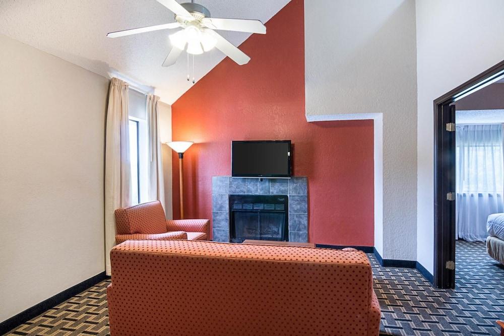 Extended Studio Suite Hotel photo 8