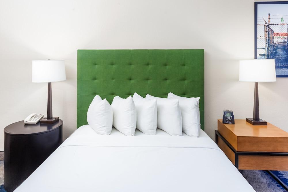 The Mercantile Hotel New Orleans photo 37