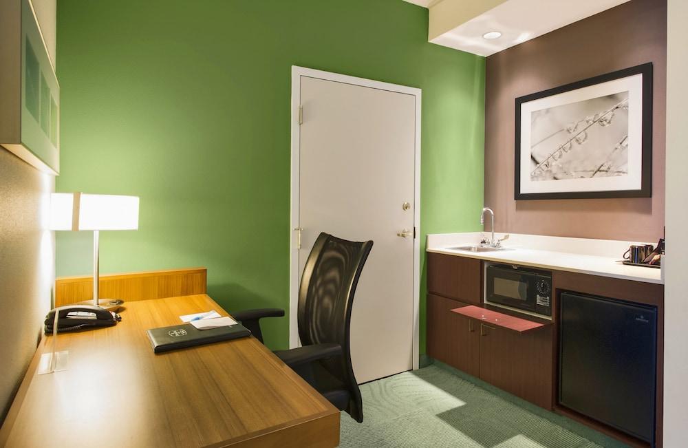 Springhill Suites by Marriott Lawrence photo 23