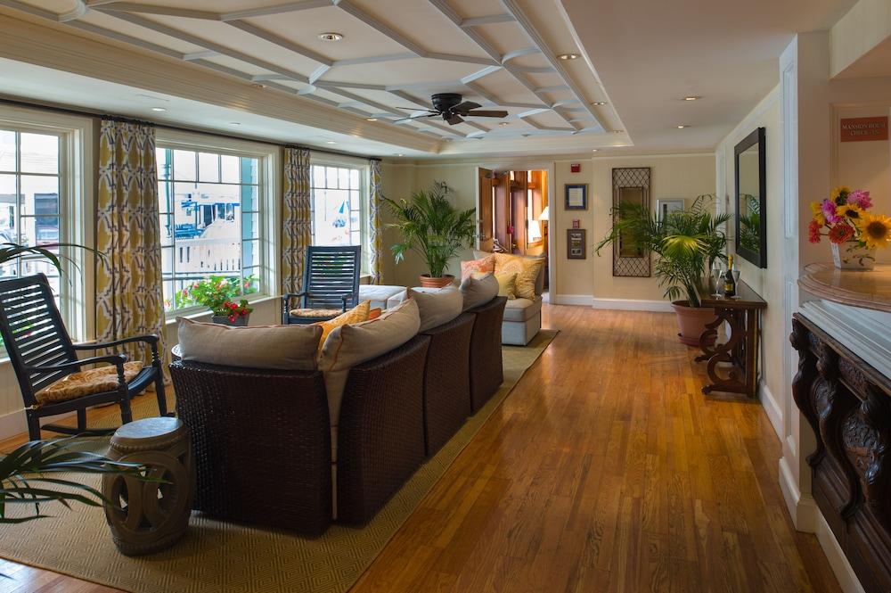 Mansion House Inn And Spa photo 2