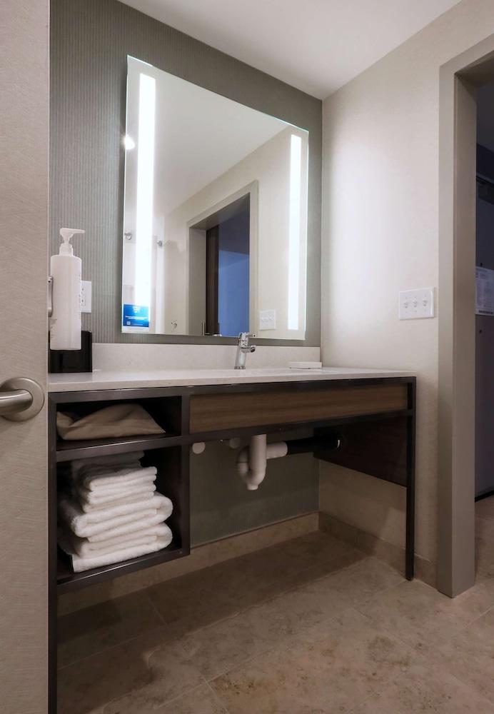 Hilton Garden Inn Bel Air photo 35